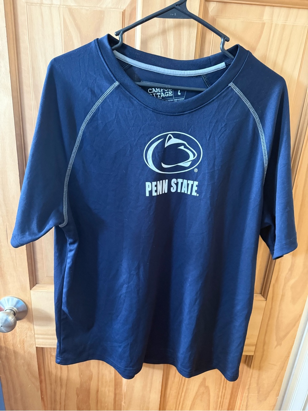 Like New, Men’s Size Large Penn State T-Shirt